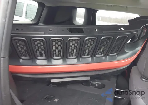 2016 Jeep Renegade Trailhawk z USA, uszkodzony, nr VIN ZACCJBCT2GPD41061